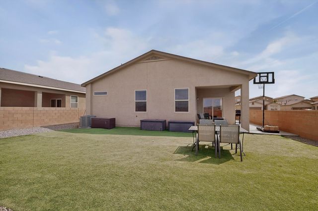 2280 Solara Loop NE, Rio Rancho, NM 87144