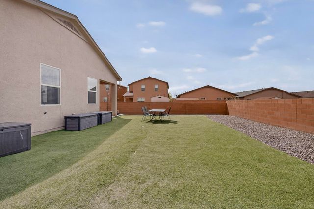 2280 Solara Loop NE, Rio Rancho, NM 87144