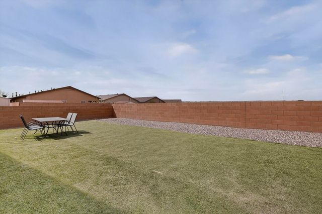 2280 Solara Loop NE, Rio Rancho, NM 87144