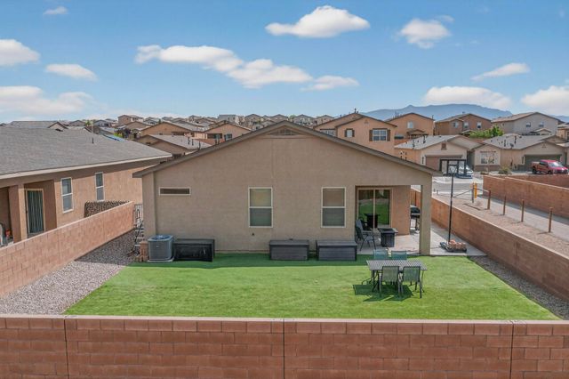 2280 Solara Loop NE, Rio Rancho, NM 87144