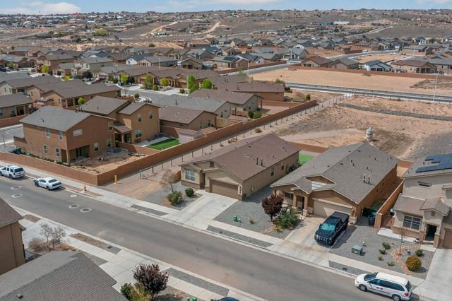 2280 Solara Loop NE, Rio Rancho, NM 87144