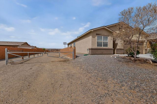 2280 Solara Loop NE, Rio Rancho, NM 87144