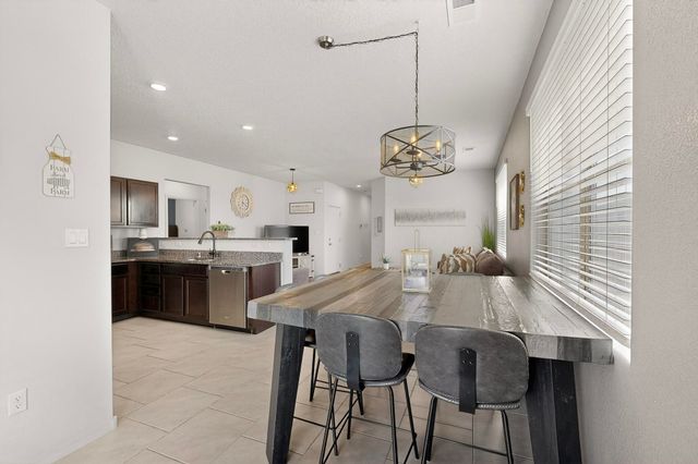 2280 Solara Loop NE, Rio Rancho, NM 87144