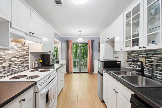 8740 Roswell Road 4A, Atlanta, GA 30350