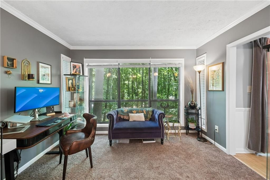 Image 12 of property listing at 8740 Roswell Road 4A, Atlanta, GA 30350