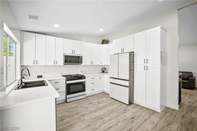 899 El Camino Way, Boulder City, NV 89005