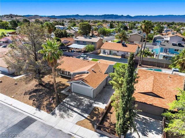 899 El Camino Way, Boulder City, NV 89005