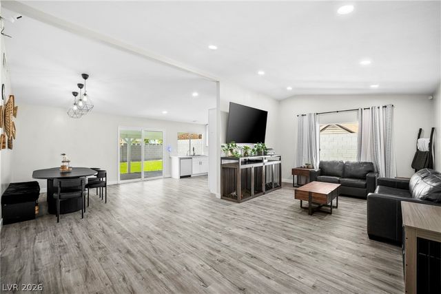 899 El Camino Way, Boulder City, NV 89005