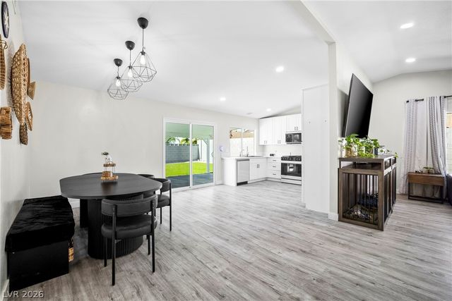 899 El Camino Way, Boulder City, NV 89005