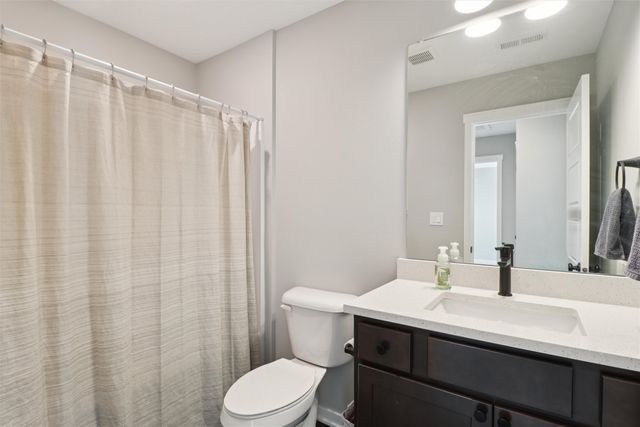 4723 172nd Street, Urbandale, IA 50323