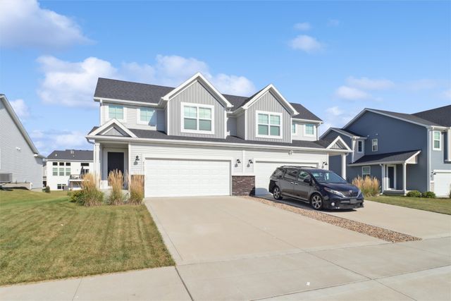 4723 172nd Street, Urbandale, IA 50323