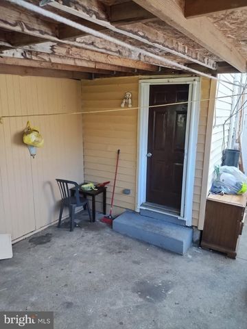 315 LOCUST ST, Reading, PA 19604