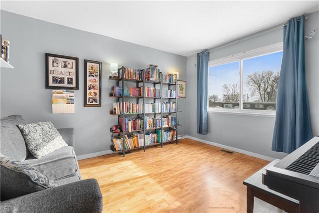 18608 E Arrowhead Place, Independence, MO 64056