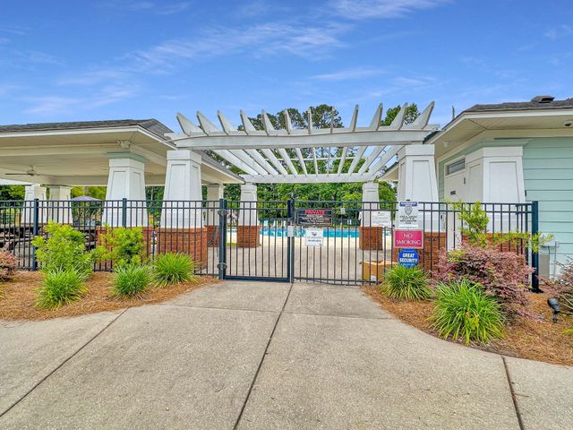 8650 Sentry Circle, North Charleston, SC 29420