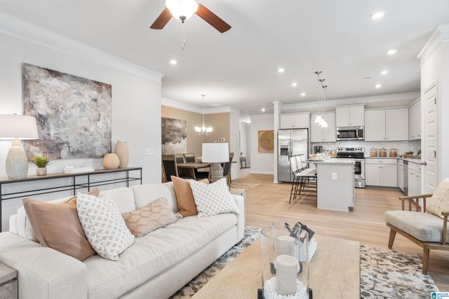 548 PINE VALLEY TRAIL, Columbiana, AL 35051