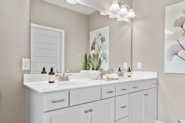 548 PINE VALLEY TRAIL, Columbiana, AL 35051