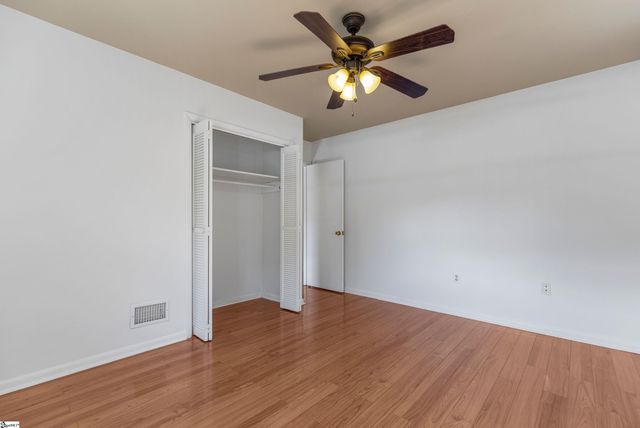 3706 E North Street Unit G3, Greenville, SC 29615