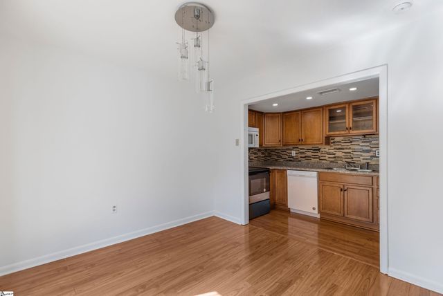 3706 E North Street Unit G3, Greenville, SC 29615