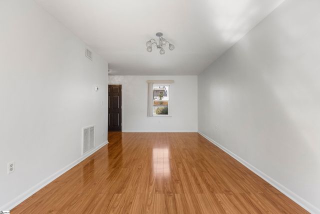 3706 E North Street Unit G3, Greenville, SC 29615