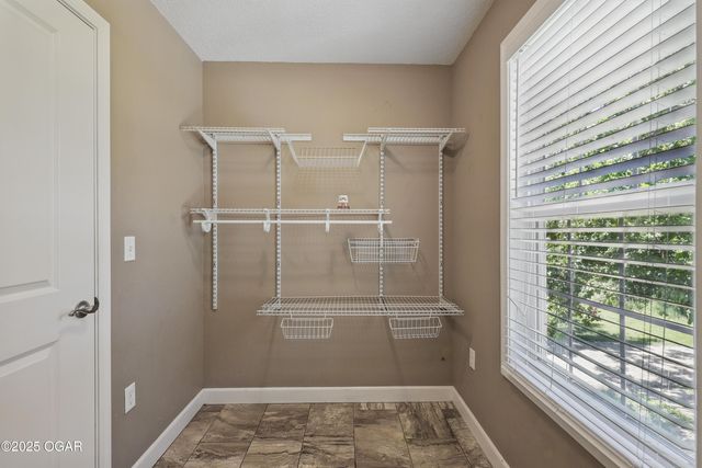 1601 S Outer Road, Joplin, MO 64804