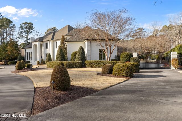 911 White Horse Drive, Greenville, NC 27834