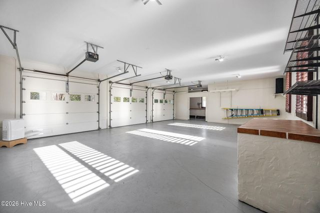 911 White Horse Drive, Greenville, NC 27834