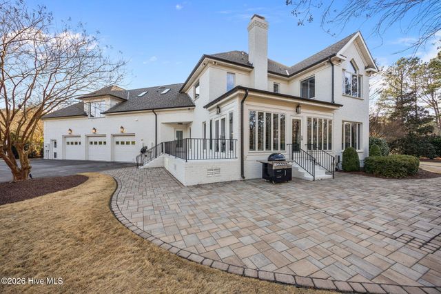 911 White Horse Drive, Greenville, NC 27834