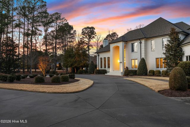 911 White Horse Drive, Greenville, NC 27834