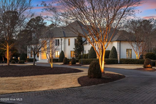 911 White Horse Drive, Greenville, NC 27834