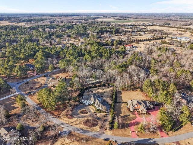 911 White Horse Drive, Greenville, NC 27834