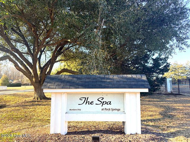 911 White Horse Drive, Greenville, NC 27834