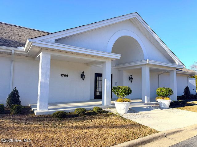 911 White Horse Drive, Greenville, NC 27834