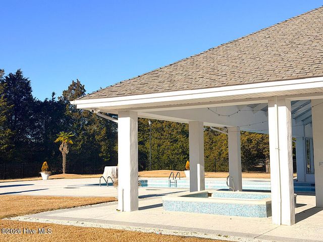 911 White Horse Drive, Greenville, NC 27834