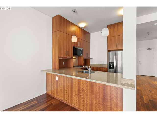 922 Nw 11TH Ave 514, Portland, OR 97209