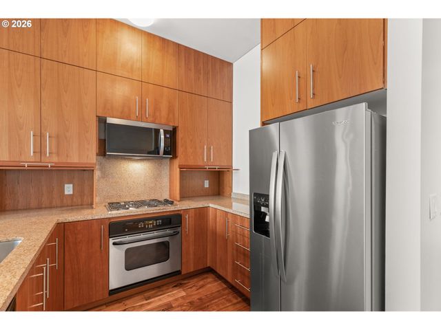 922 Nw 11TH Ave 514, Portland, OR 97209