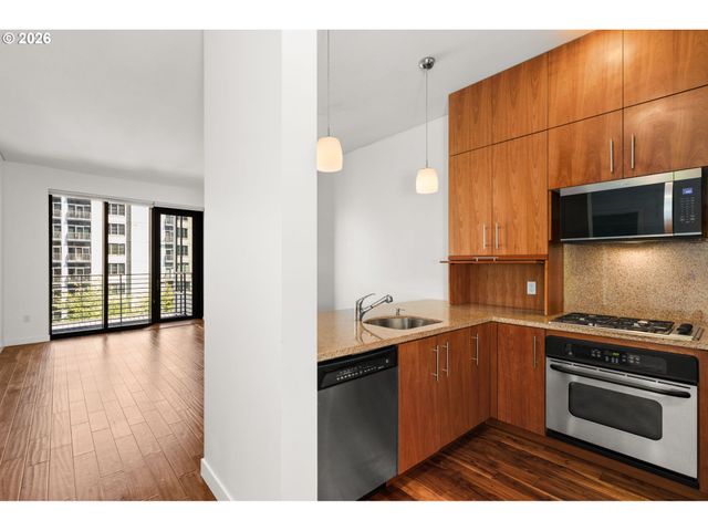 922 Nw 11TH Ave 514, Portland, OR 97209