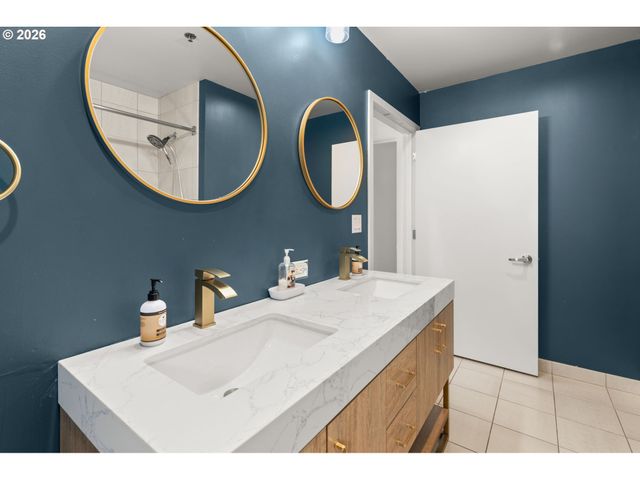 922 Nw 11TH Ave 514, Portland, OR 97209