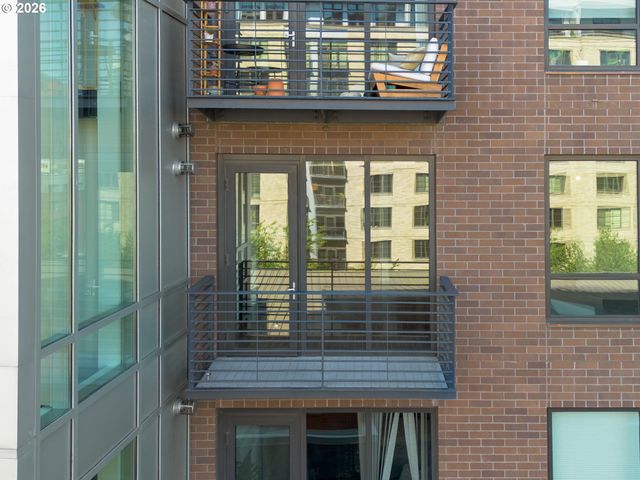 922 Nw 11TH Ave 514, Portland, OR 97209