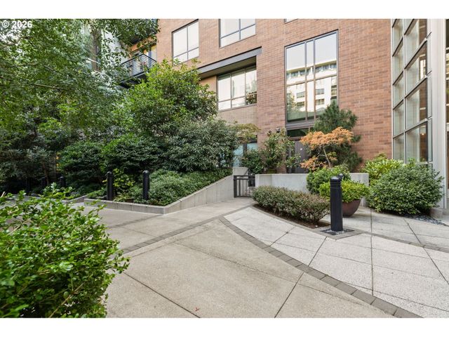 922 Nw 11TH Ave 514, Portland, OR 97209