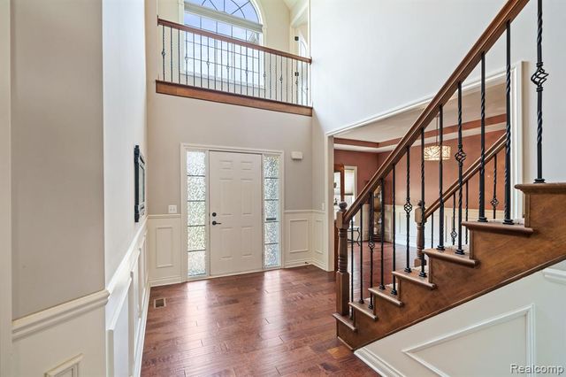 39122 Nautical Lane, Harrison Twp, MI 48045