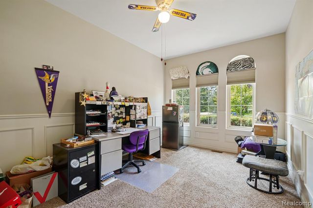 39122 Nautical Lane, Harrison Twp, MI 48045