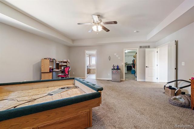 39122 Nautical Lane, Harrison Twp, MI 48045