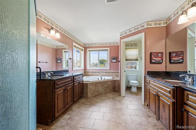 39122 Nautical Lane, Harrison Twp, MI 48045