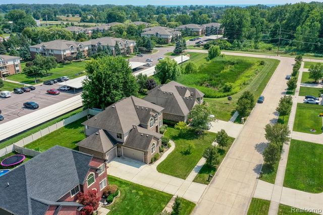 39122 Nautical Lane, Harrison Twp, MI 48045