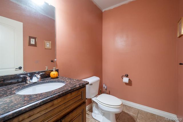 39122 Nautical Lane, Harrison Twp, MI 48045