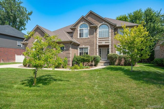 39122 Nautical Lane, Harrison Twp, MI 48045