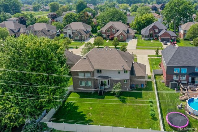 39122 Nautical Lane, Harrison Twp, MI 48045