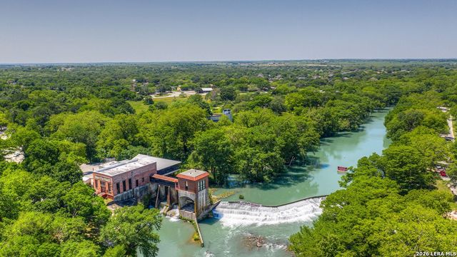 1010 GLADYS RUN, Seguin, TX 78155