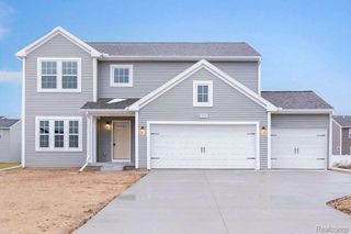 392 Golfside Drive, Lapeer, MI 48446