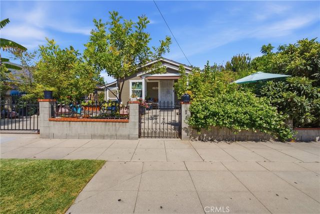 1164 Mentone, Pasadena, CA 91103